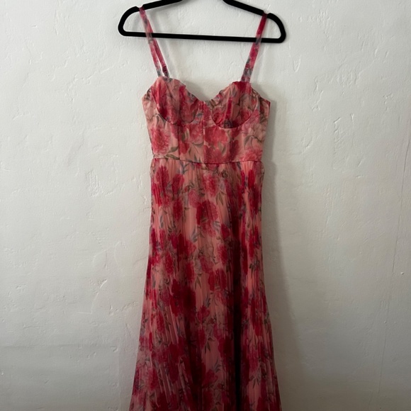 Floral Summer Dress - Picture 2 of 7